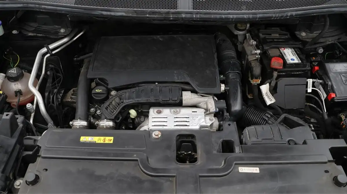 2019-vauxhall-grandland-x-12-tech-line-nav-auto-big-19