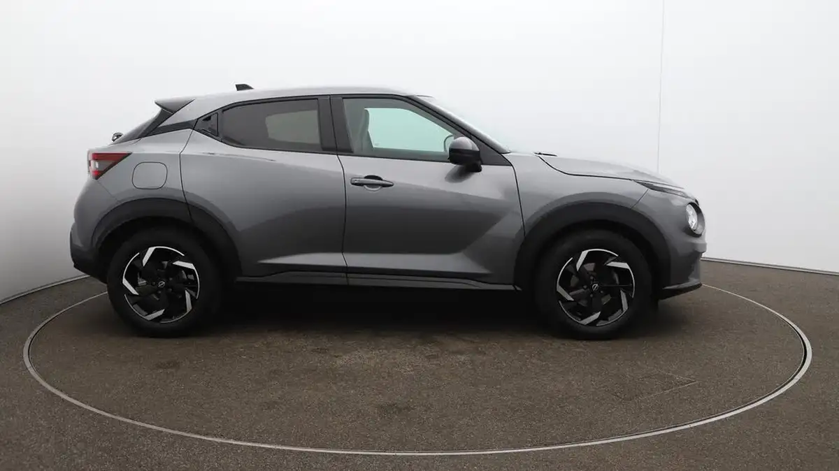 2023-nissan-juke-10-dig-t-n-connecta-dct-big-41