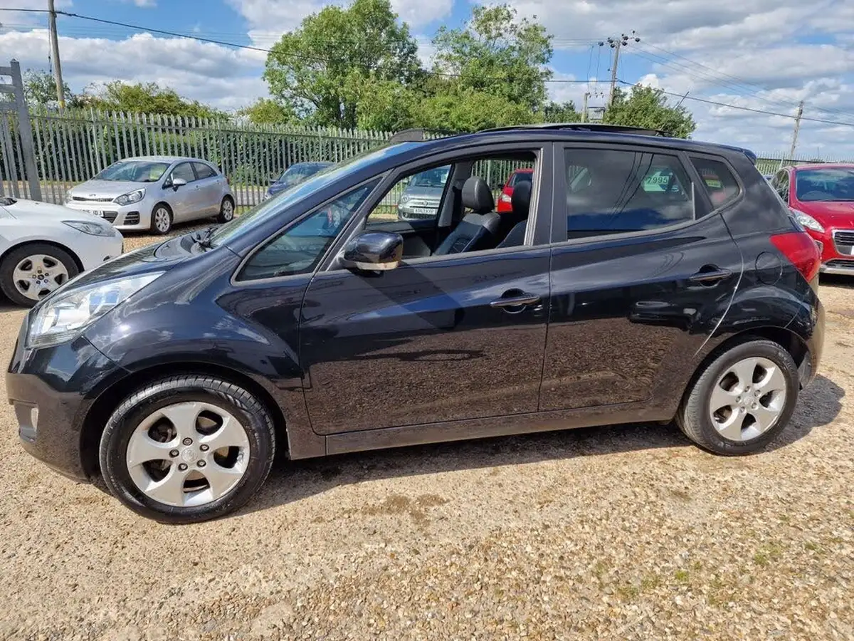 2015-kia-venga-16td-3-sat-nav-big-5