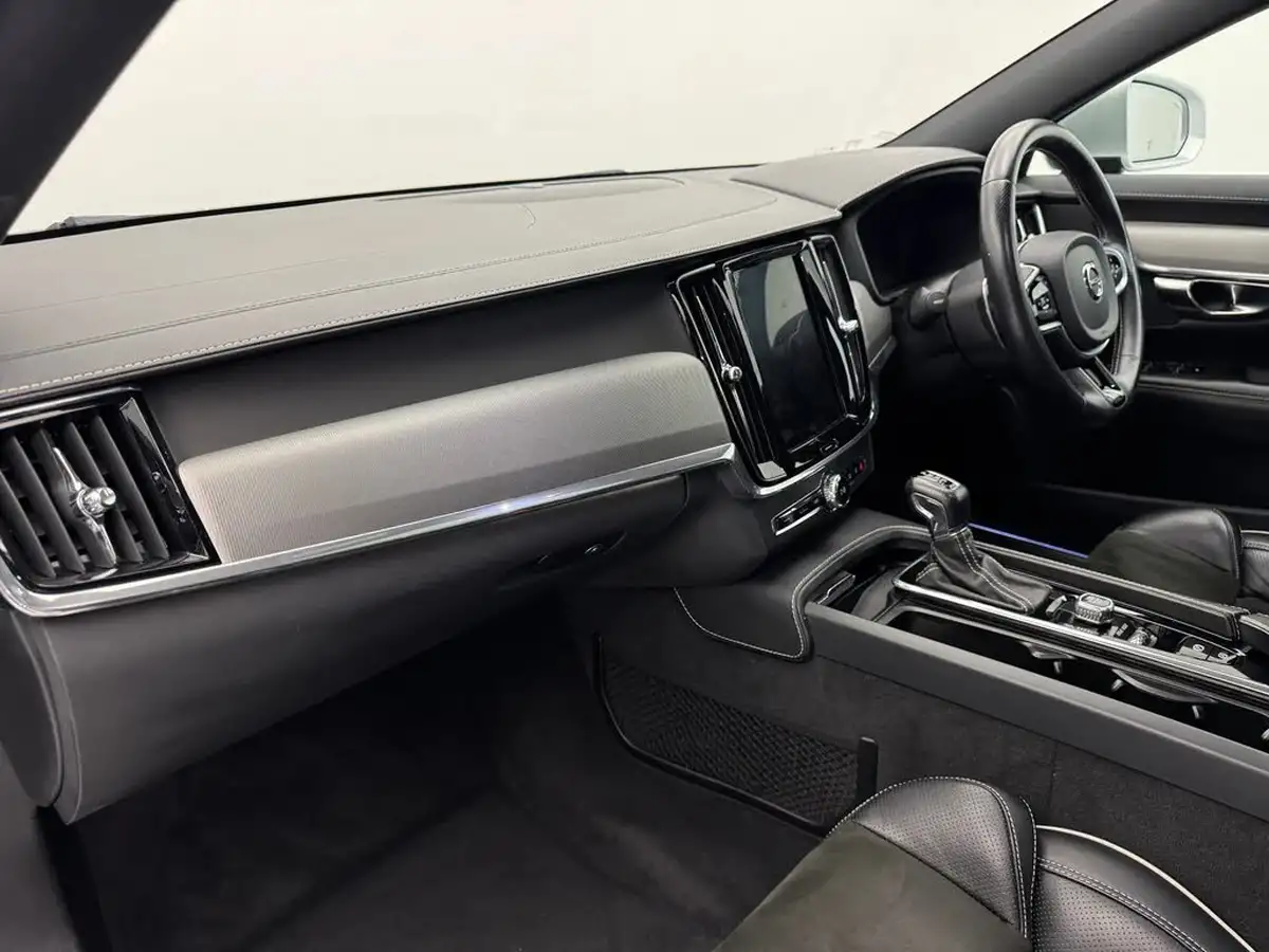 2018-volvo-s90-20td-d4-r-design-big-10