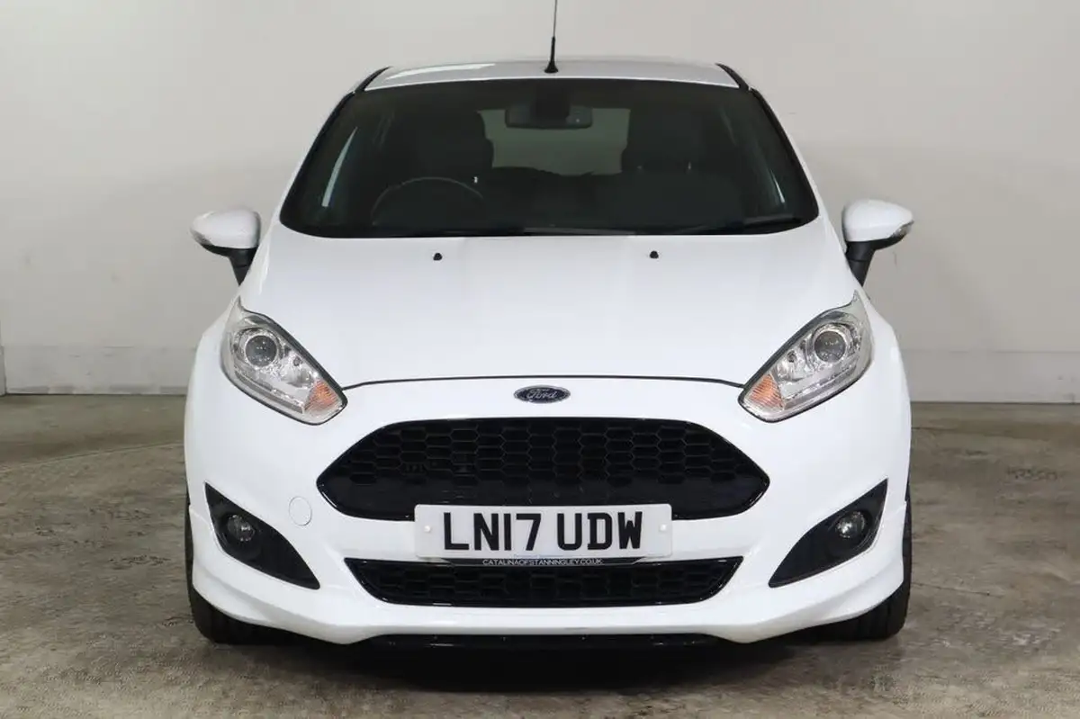 2017-ford-fiesta-10t-st-line-100ps-5d-big-1
