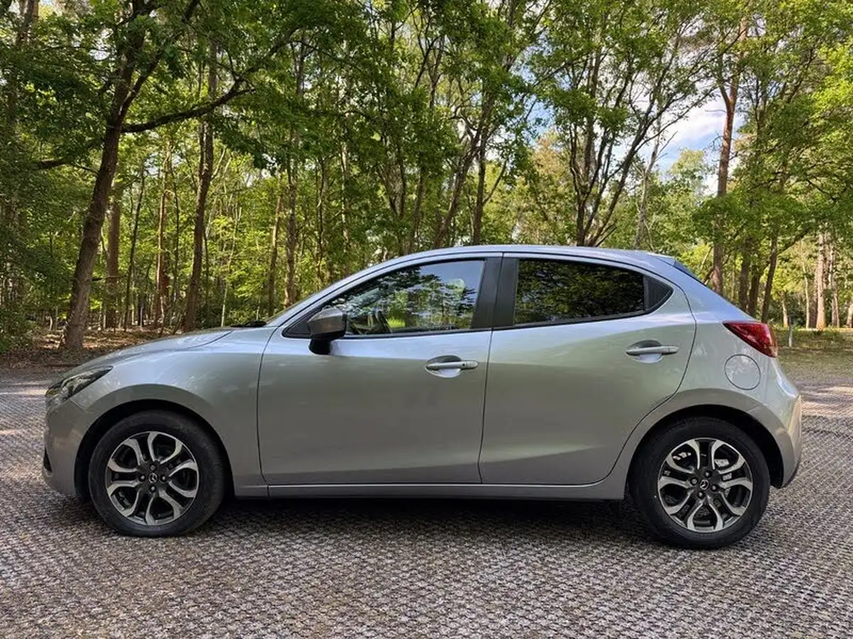 2016-mazda-mazda2-15td-sport-nav-big-5