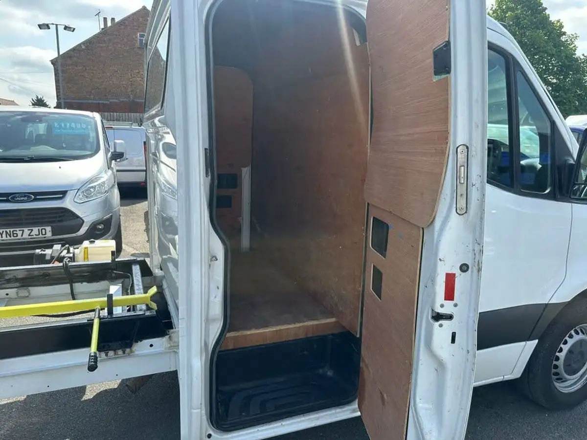 2021-mercedes-benz-sprinter-20cdi-315-l3h1-progressive-150pseu6dt-crewcab-big-34