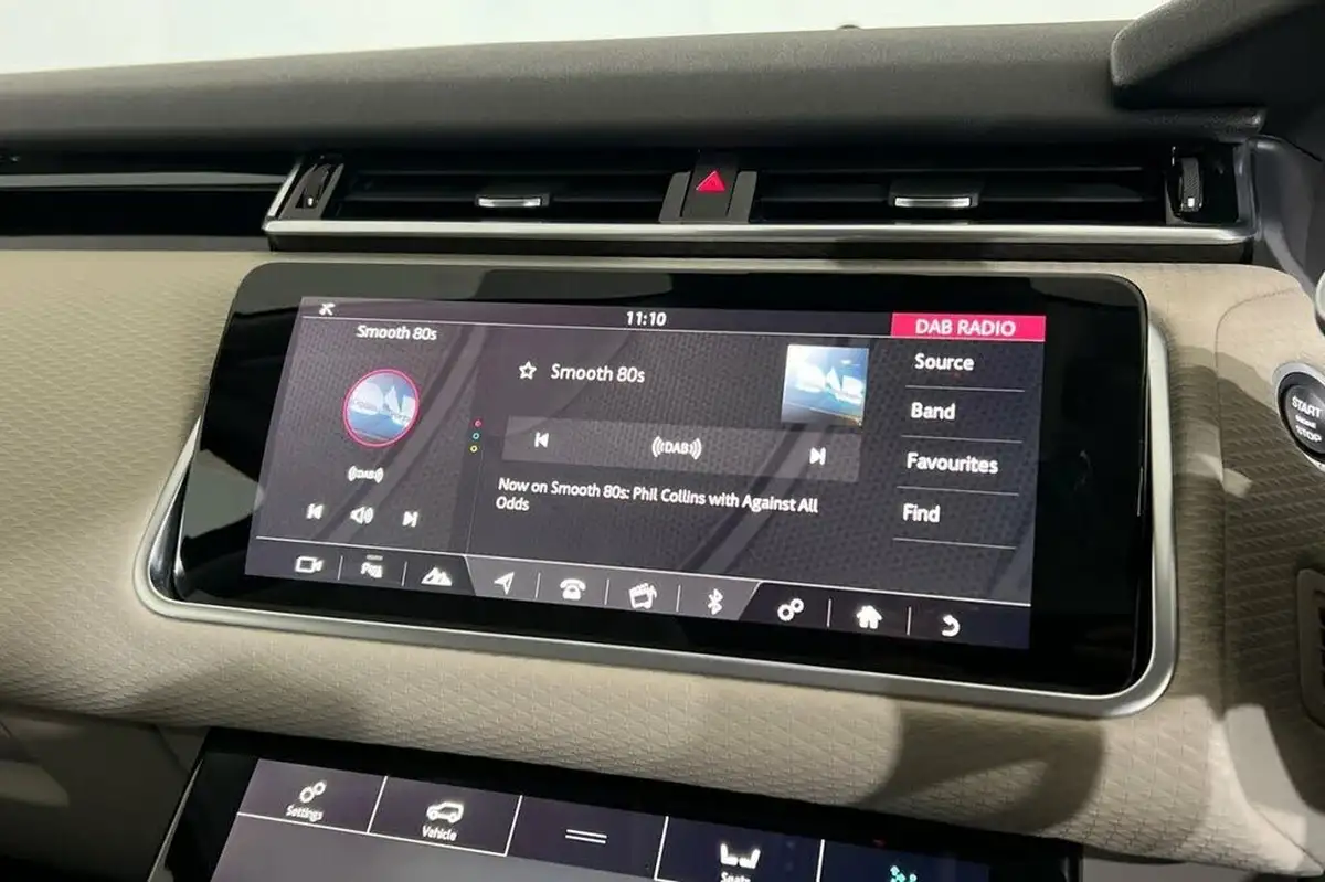 2019-land-rover-range-rover-velar-20-p250-s-big-31