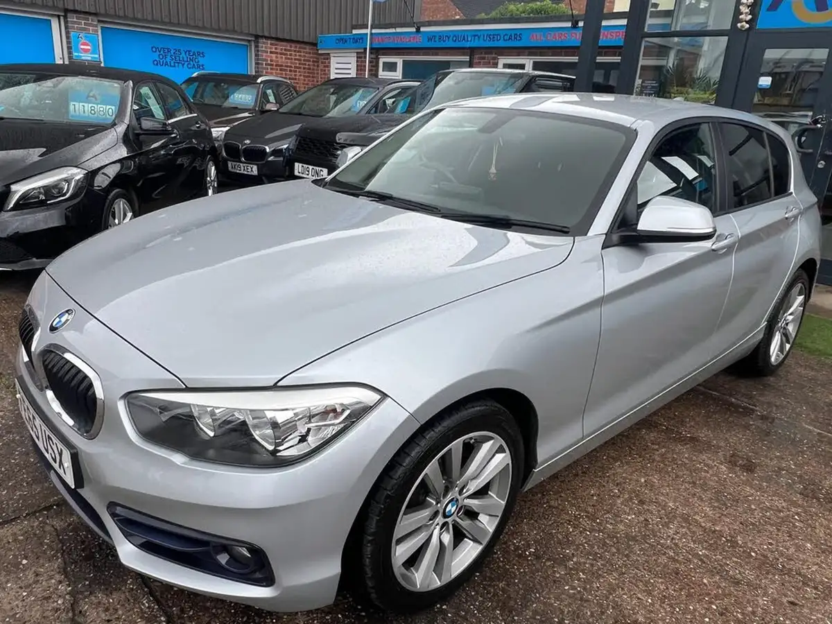 2016-bmw-1-series-15-118i-sport-5d-big-18