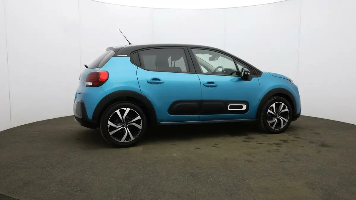2023-citroen-c3-12-puretech-shine-plus-110ps-ss-eat6-big-48