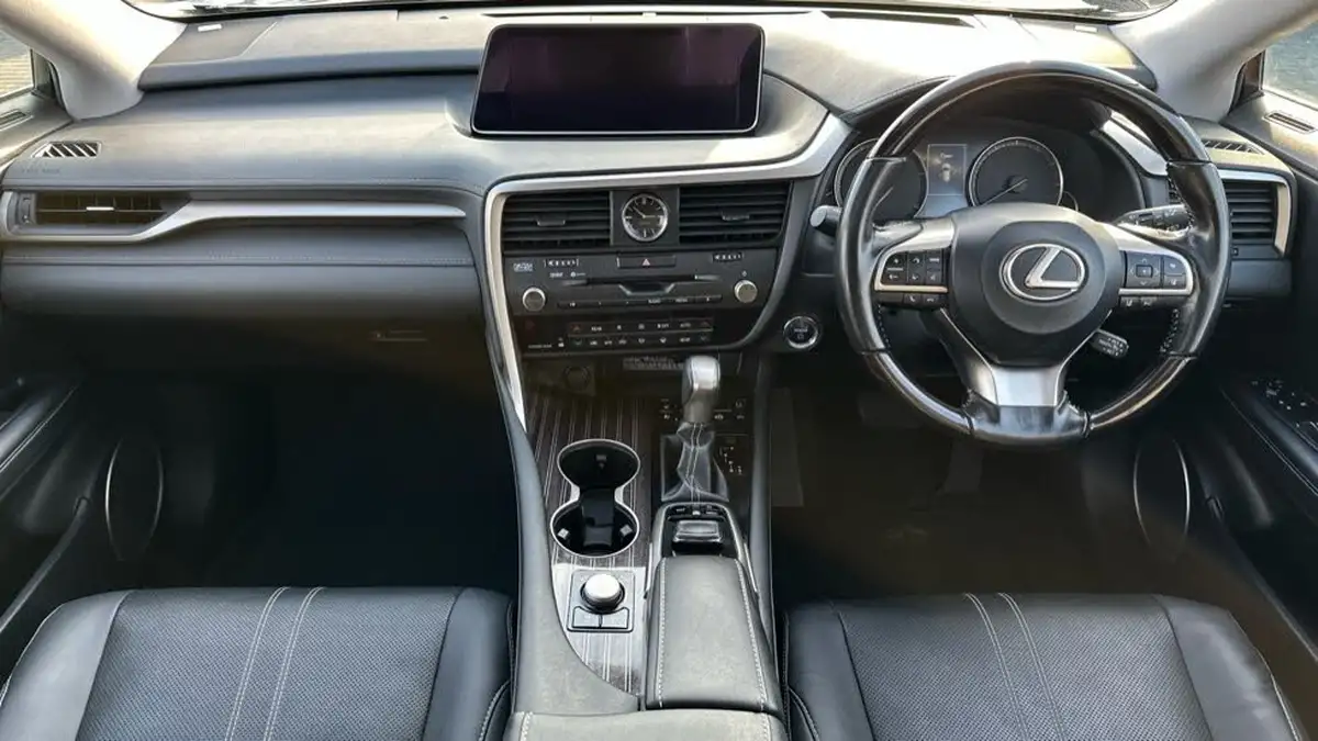 2019-lexus-rx-450h-l-35-takumi-big-5