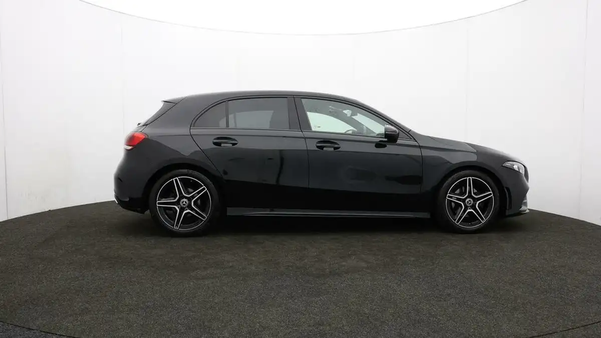 2022-mercedes-benz-a-class-13-a180-amg-line-executive-hatchback-5d-7g-dct-big-42
