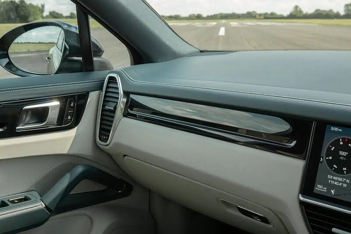 2019-porsche-cayenne-30-v6-e-hybrid-e-hybrid-coupe-big-40