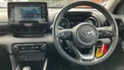 2021-toyota-yaris-15-vvt-i-design-small-5