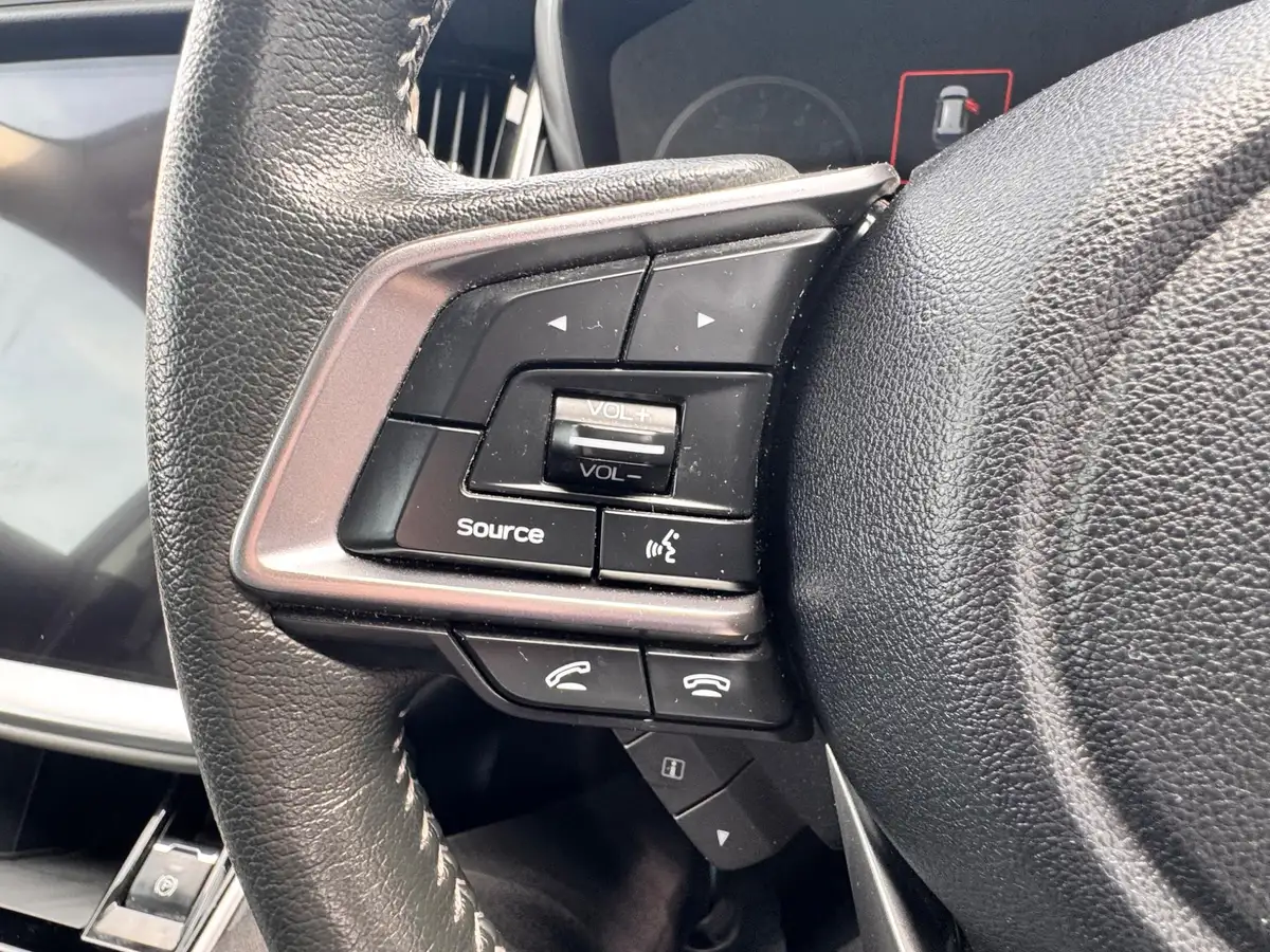 2023-subaru-outback-25i-field-big-30