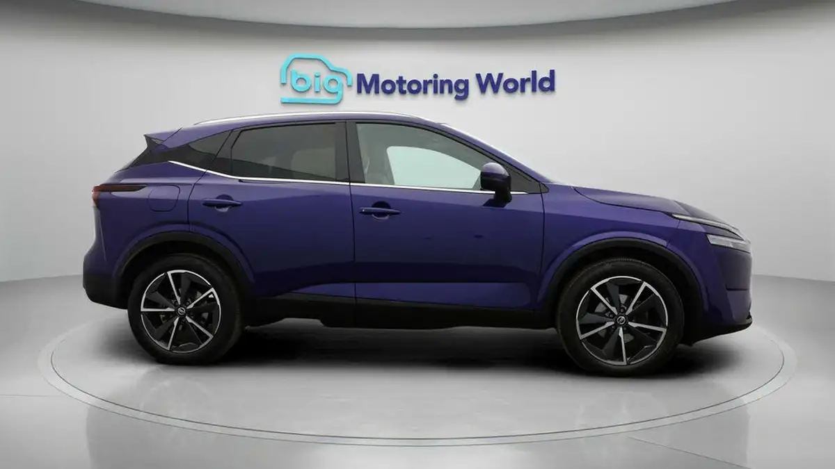 2022-nissan-qashqai-13-dig-t-tekna-158ps-xtronic-big-8