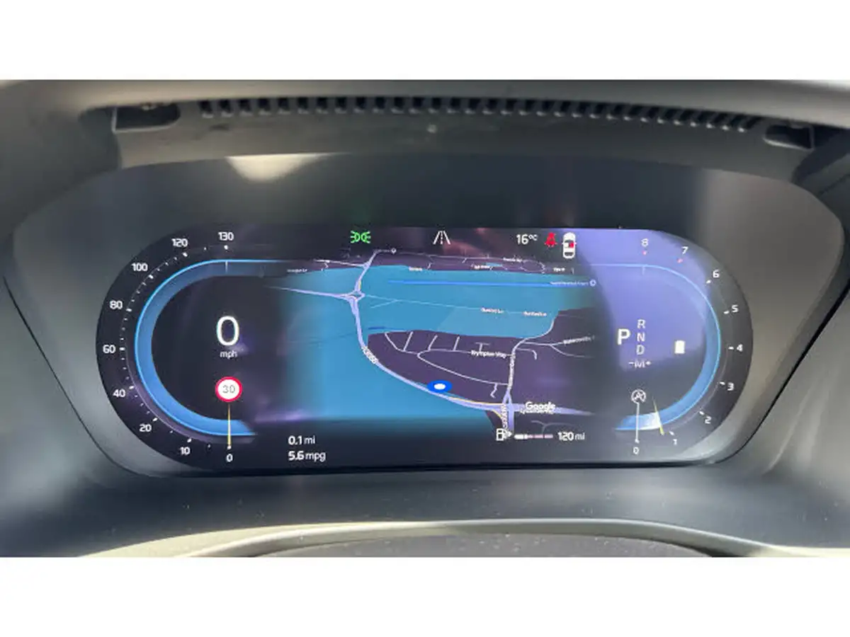2023-volvo-xc40-20-b3-plus-big-10