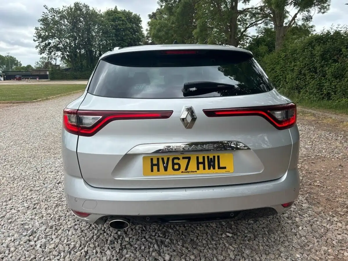 2017-renault-megane-15dci-dynamique-s-nav-sport-tourer-big-7