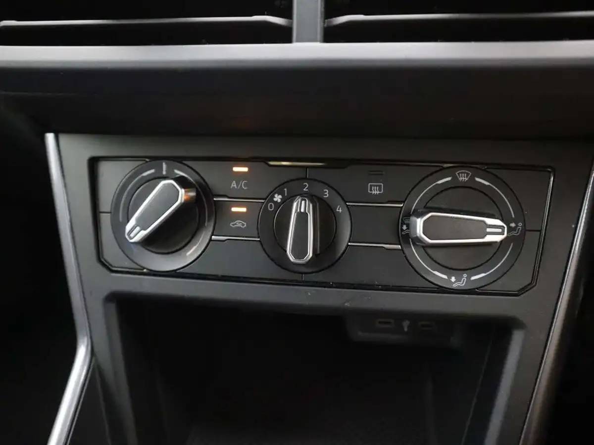 2021-volkswagen-polo-10-tsi-r-line-95ps-big-27