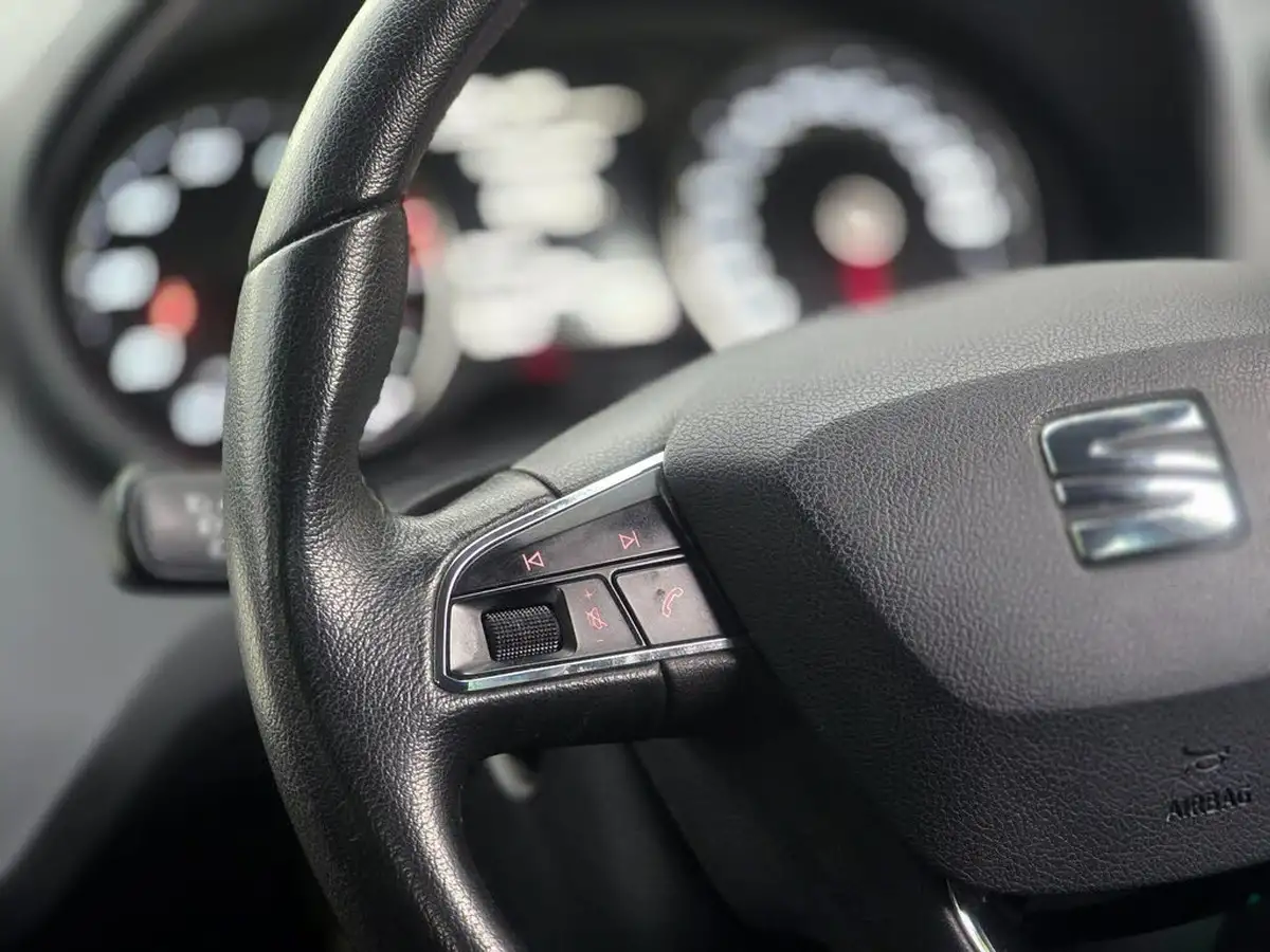 2016-seat-ibiza-12-tsi-se-technology-hatchback-5d-big-39