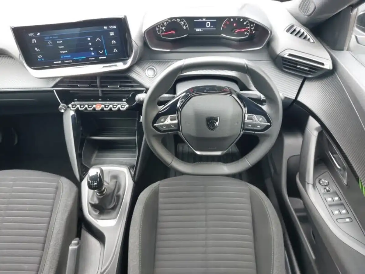 2024-peugeot-2008-suv-12-puretech-active-100ps-big-6