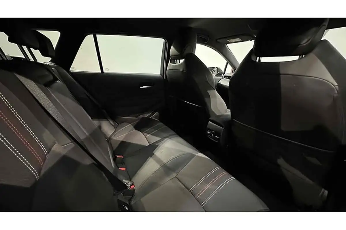 2020-toyota-corolla-18-vvt-i-gr-sport-17in-alloy-wheelstrk-touring-sports-big-24