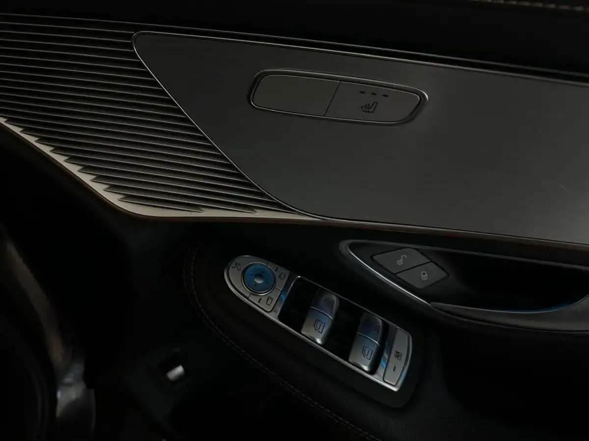 2022-mercedes-benz-eqc-e-eqc-400-sport-big-23