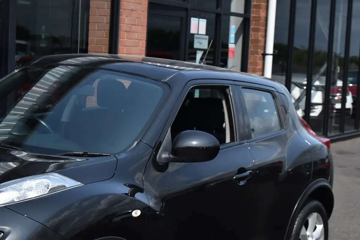 2011-nissan-juke-16-acenta-16v-1598cc-big-22