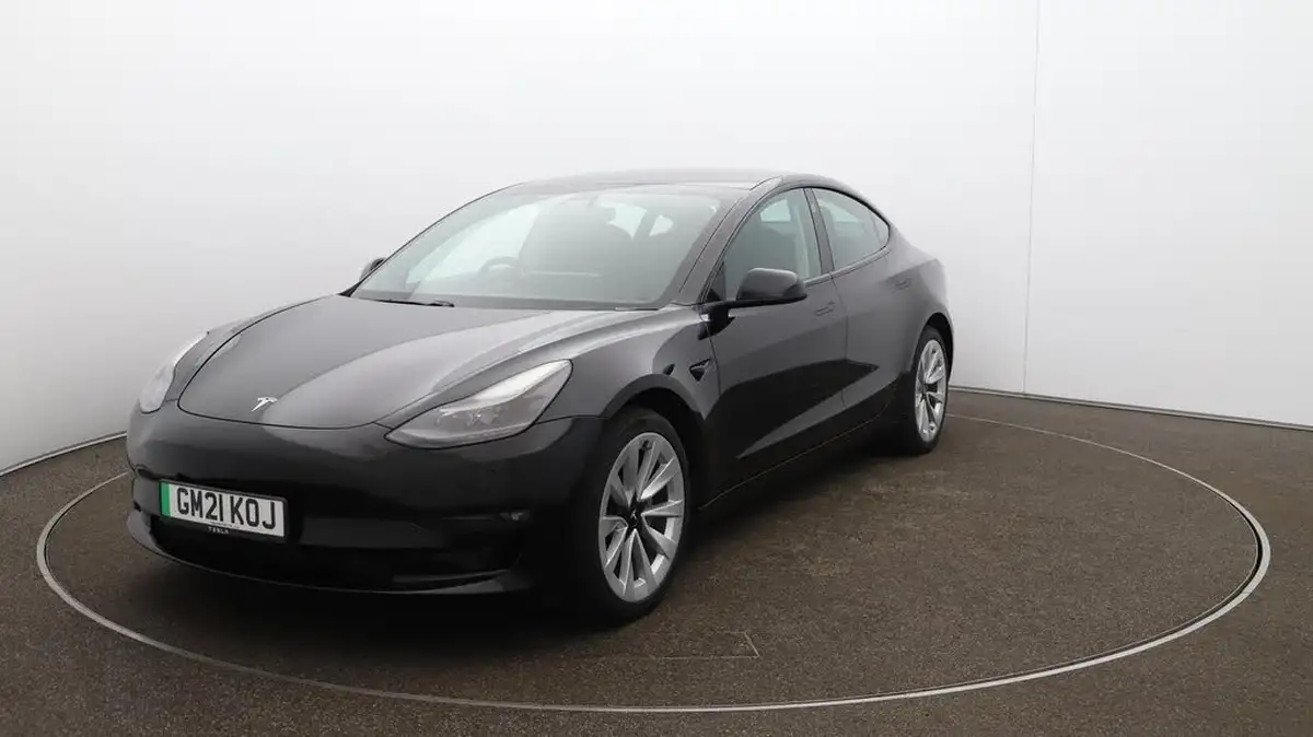 2021-tesla-model-3-e-long-range-4x4-big-39
