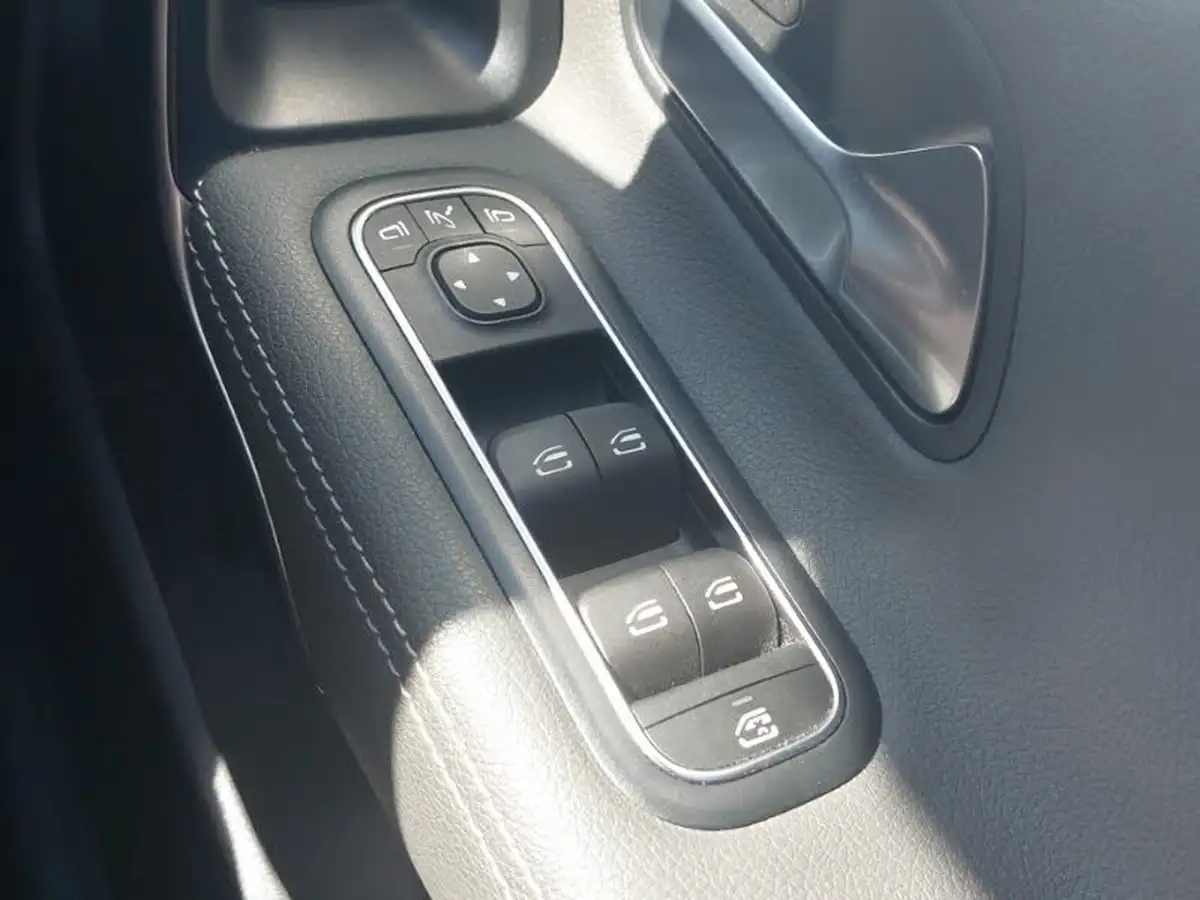 2022-mercedes-benz-cla-13-cla-180-amg-line-premium-plus-shooting-brake-5d-big-18