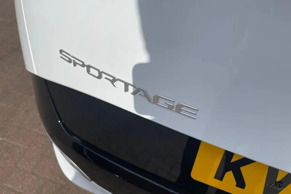 2025-kia-sportage-16-t-gdi-gt-line-s-207bhp-hev-auto-big-25