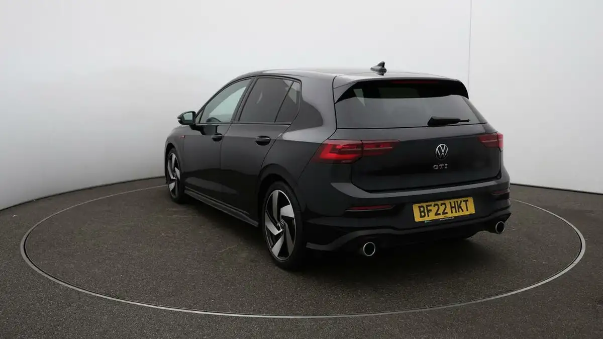 2022-volkswagen-golf-20-tsi-gti-dsg-big-53