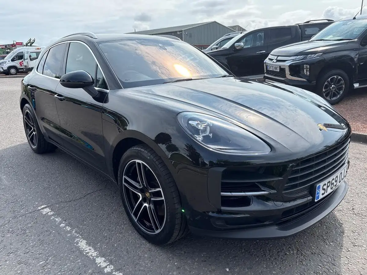 2019-porsche-macan-30-v6-s-big-7