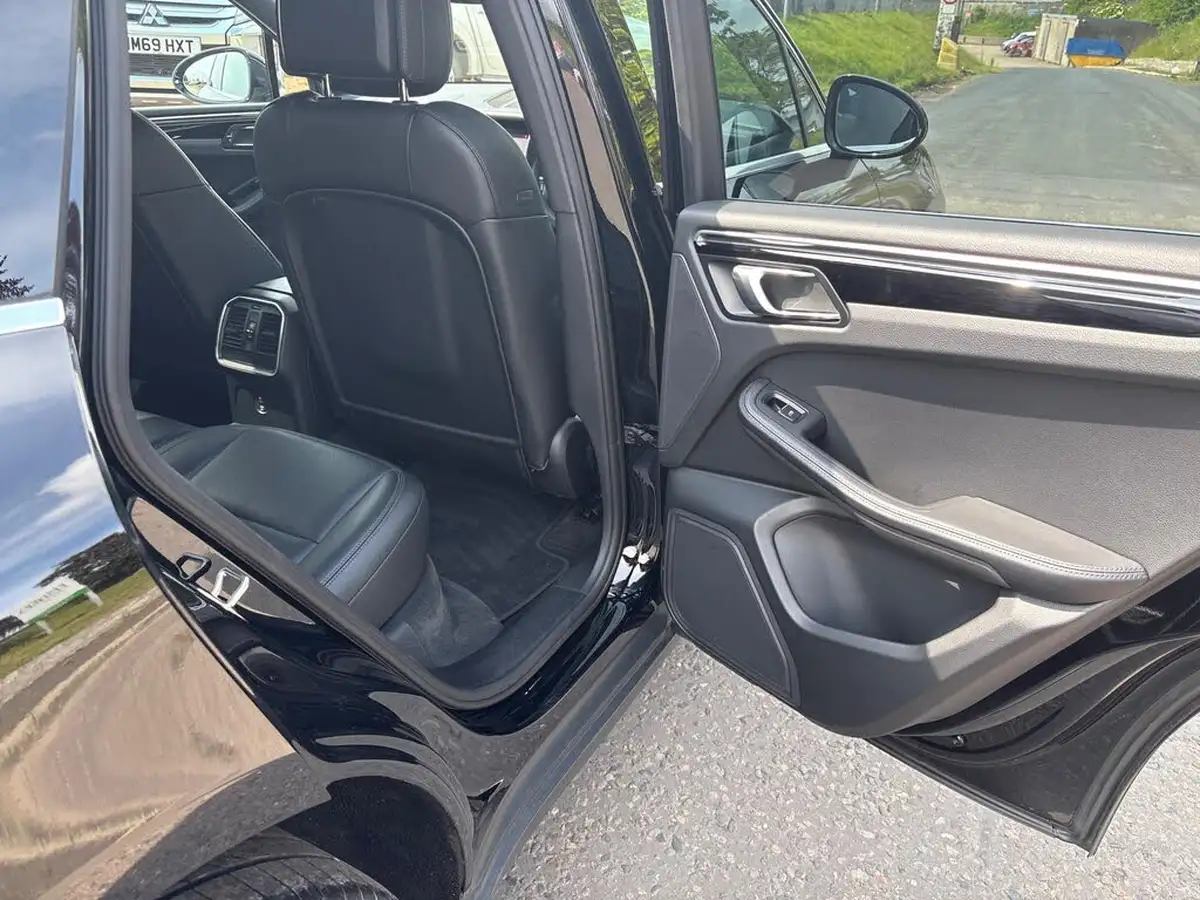2019-porsche-macan-30-v6-s-big-31