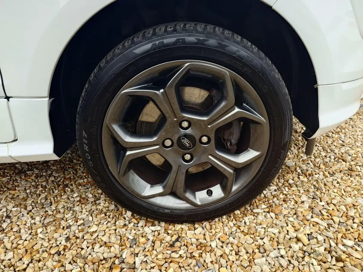 2019-ford-ecosport-10t-st-line-125ps-big-15