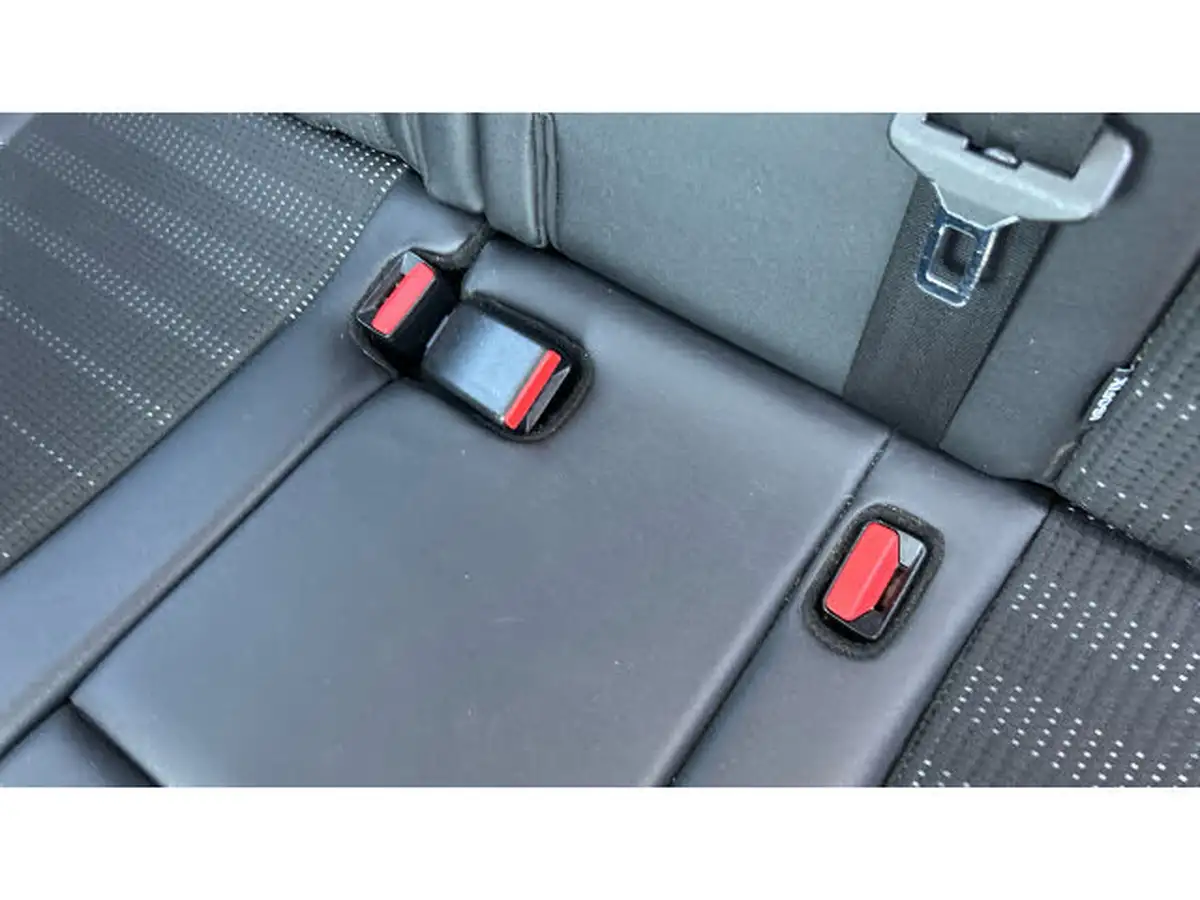 2016-peugeot-2008-suv-12-puretech-allure-82bhp-big-16