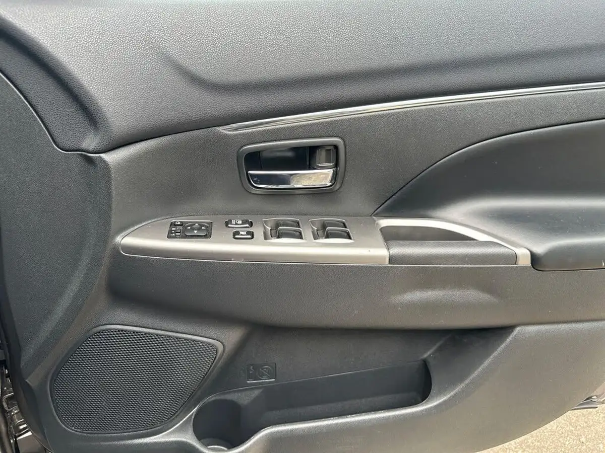 2019-mitsubishi-asx-16-juro-big-17