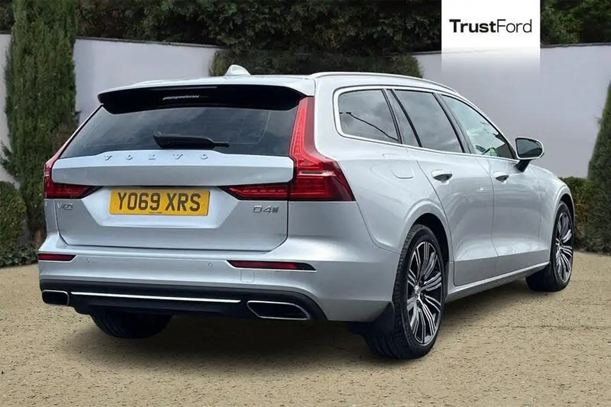 2019-volvo-v60-20td-d4-inscription-plus-geartronic-big-3