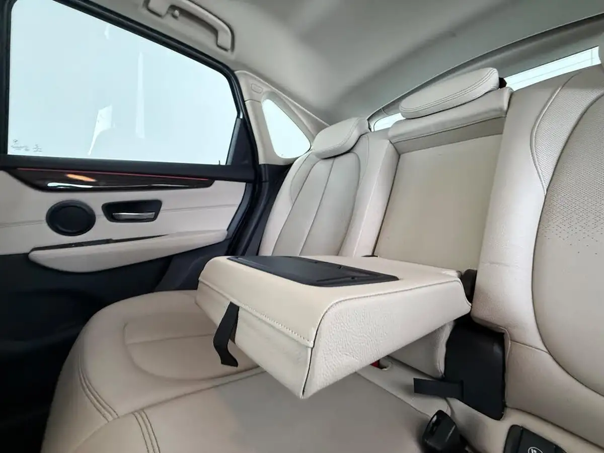 2019-bmw-2-series-15-225xe-phev-luxury-big-18