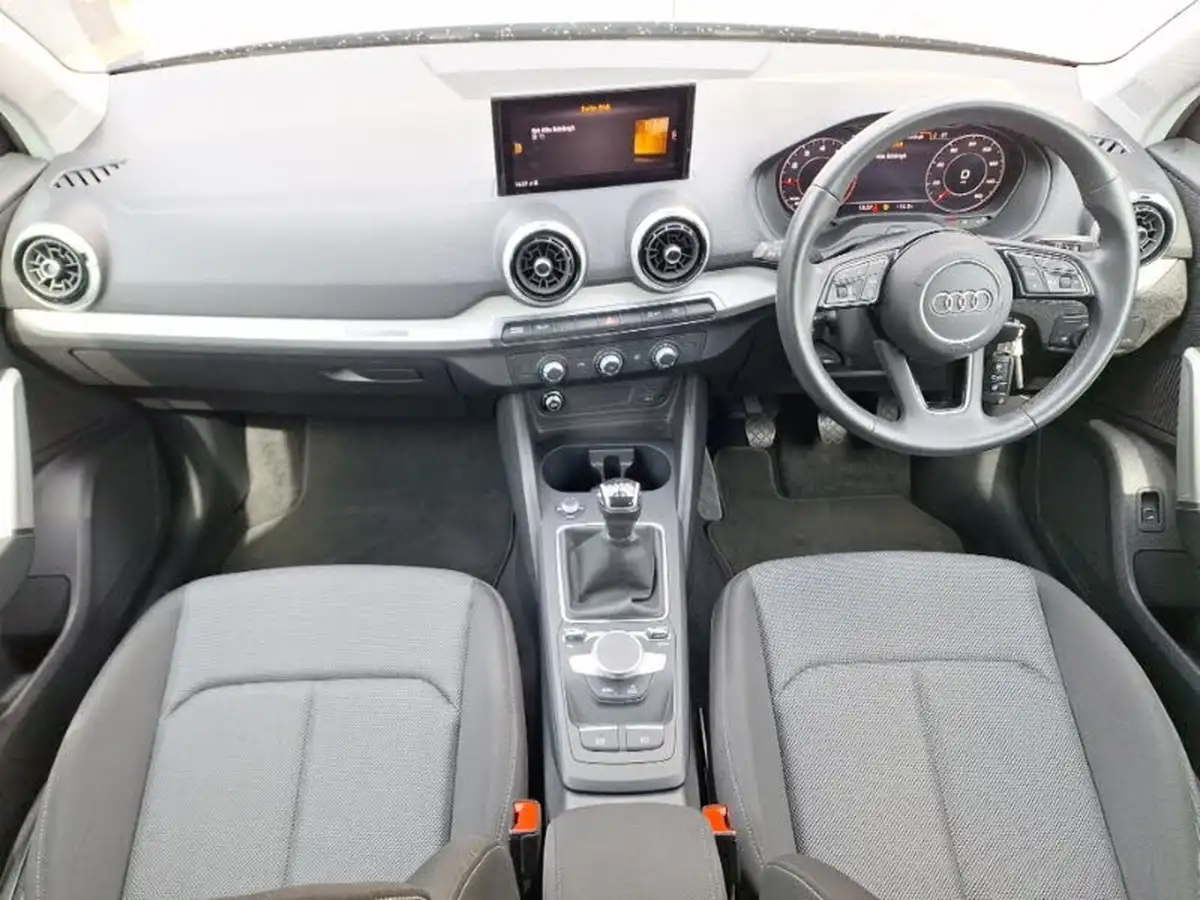 2022-audi-q2-10-30-tfsi-sport-big-2
