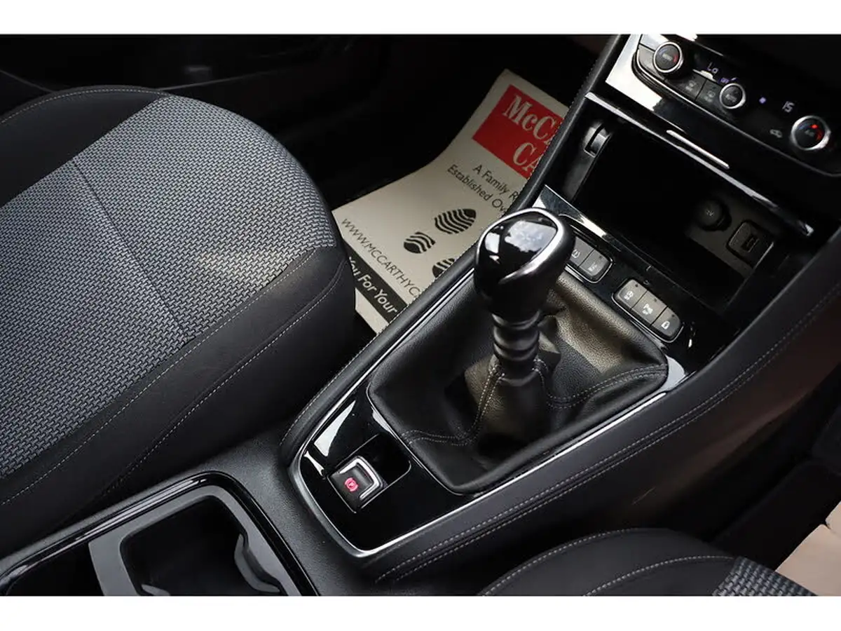 2019-vauxhall-grandland-x-12-se-ss-big-37