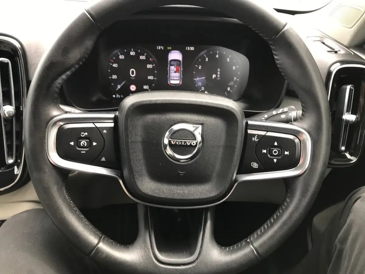 2021-volvo-xc40-15-t3-inscription-pro-163bhp-geartronic-big-22