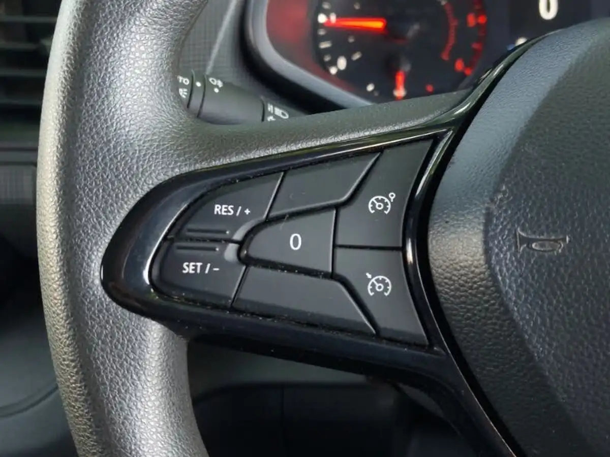 2022-renault-trafic-20dci-ll30-150-business-big-16