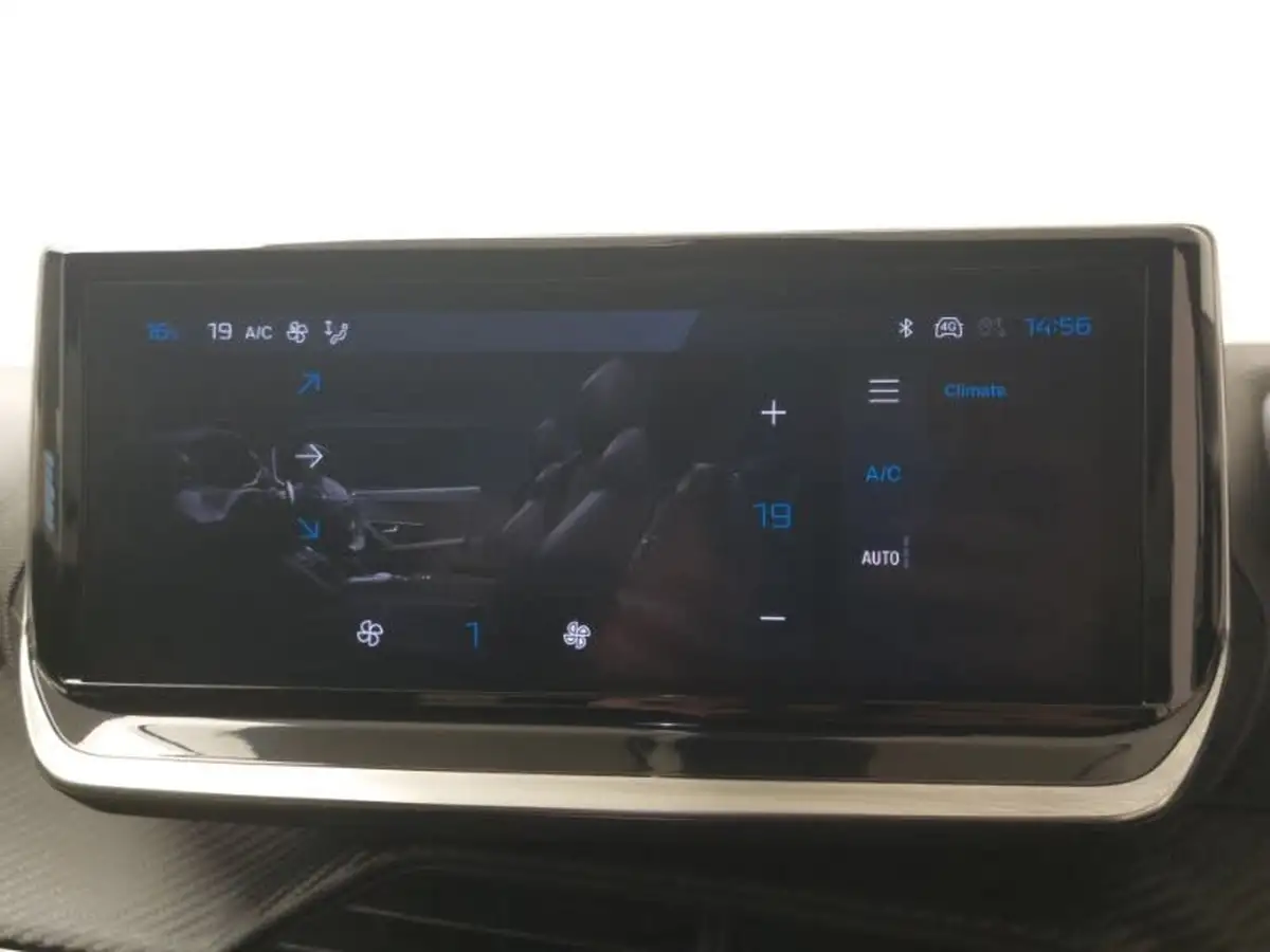 2024-peugeot-2008-suv-12-puretech-allure-130ps-eat8-big-17