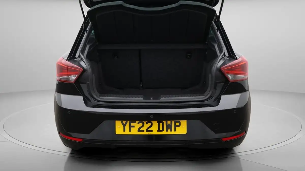 2022-seat-ibiza-10-tsi-xcellence-lux-110ps-big-17
