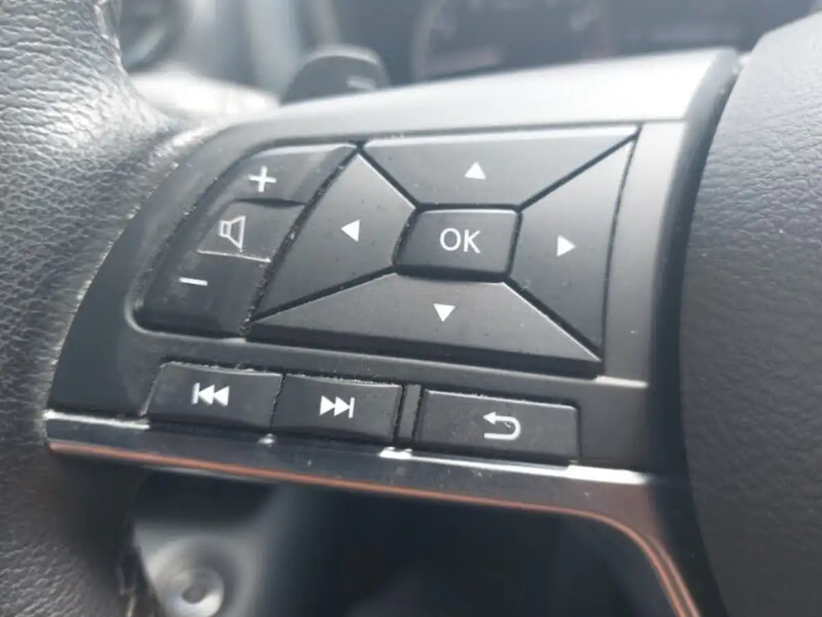 2021-nissan-juke-10-dig-t-n-connecta-dct-big-14