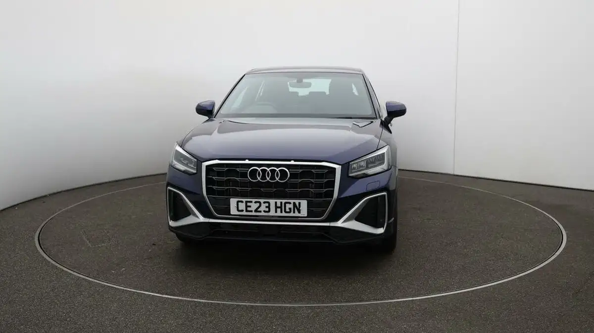 2023-audi-q2-15-35-tfsi-s-line-tronic-big-32
