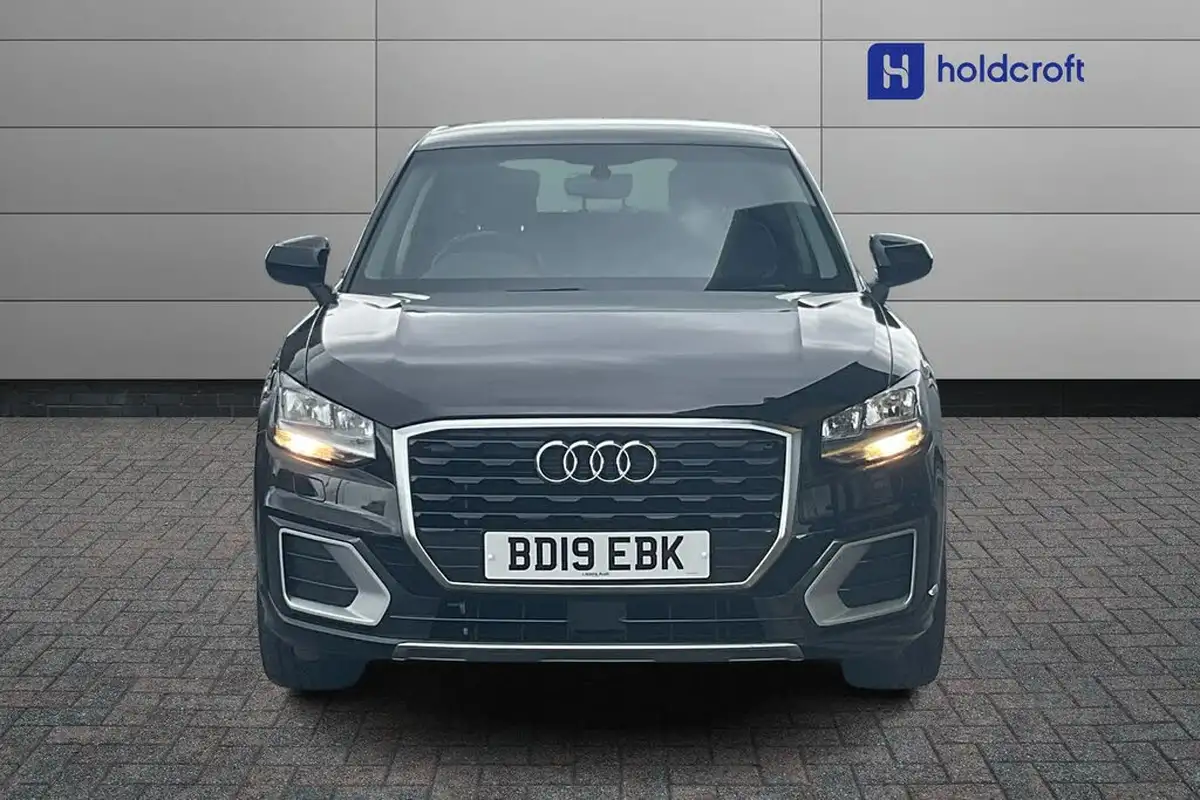 2019-audi-q2-15-35-tfsi-sport-cod-big-6