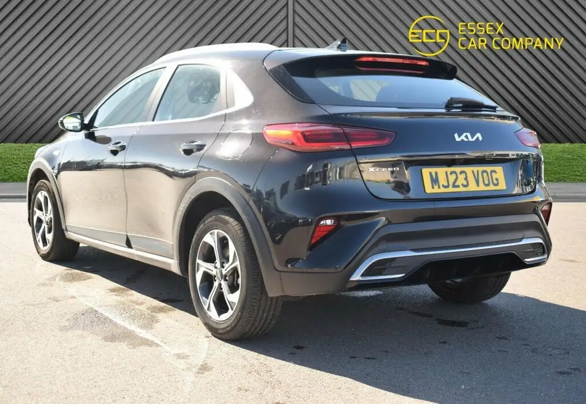 2023-kia-xceed-15-t-gdi-2-158bhp-big-9