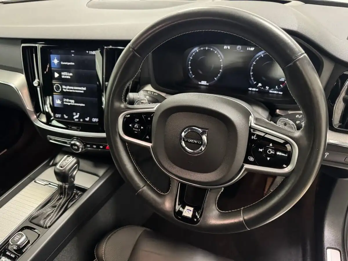 2019-volvo-s60-20-t5-r-design-plus-big-56