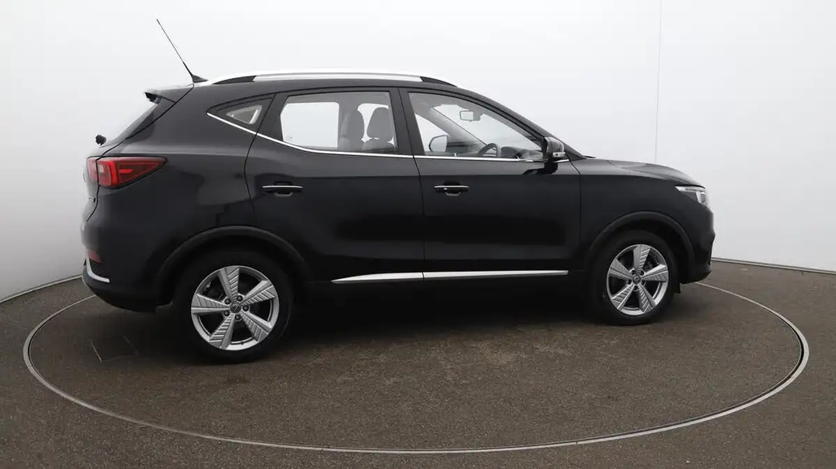 2020-mg-zs-suv-e-exclusive-ev-big-43