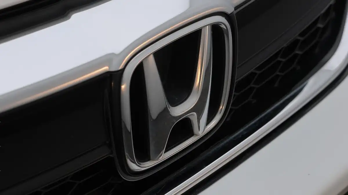 2019-honda-jazz-13-i-vtec-s-big-22