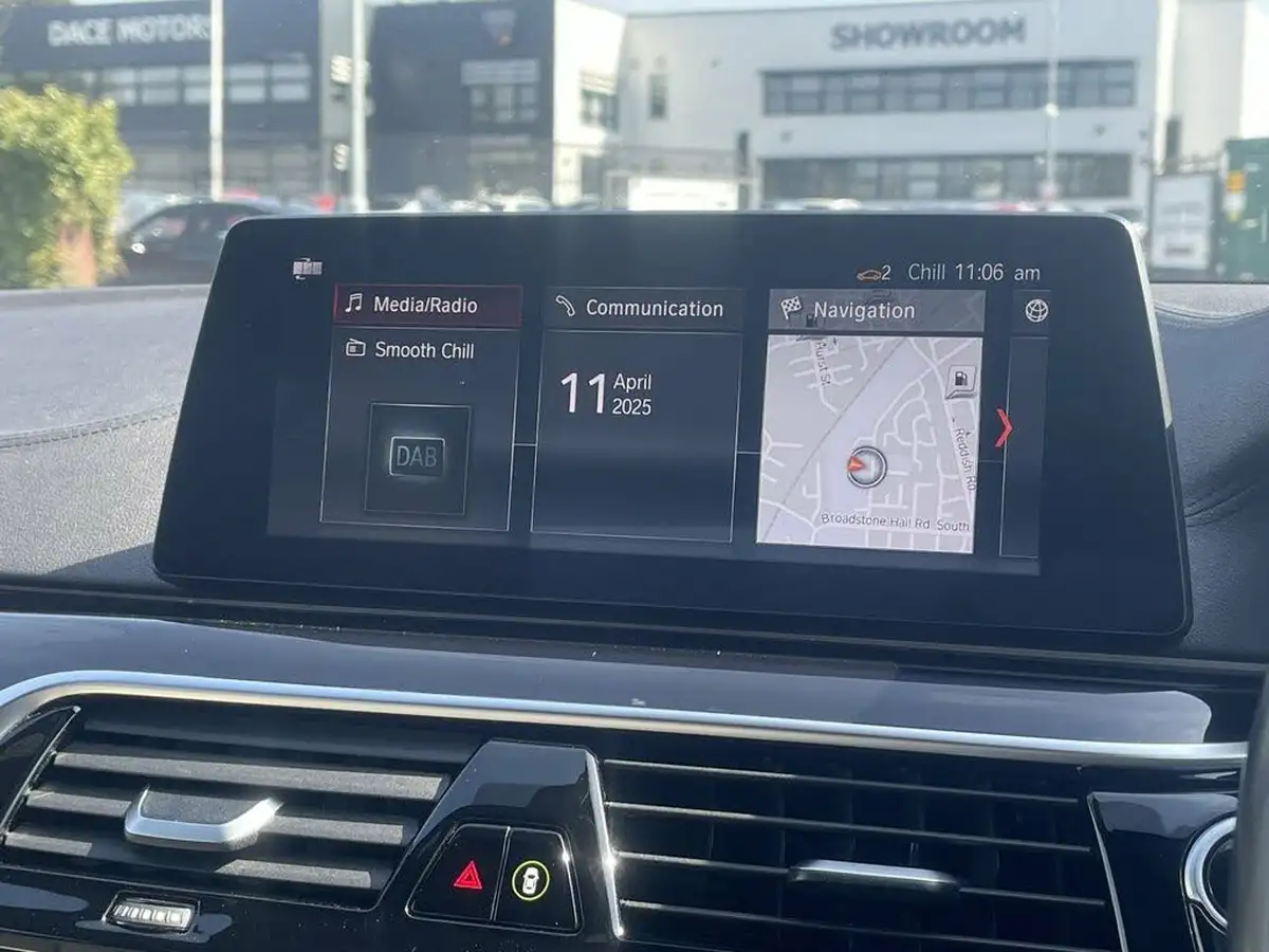 2019-bmw-5-series-30td-530d-m-sport-saloon-4d-big-22