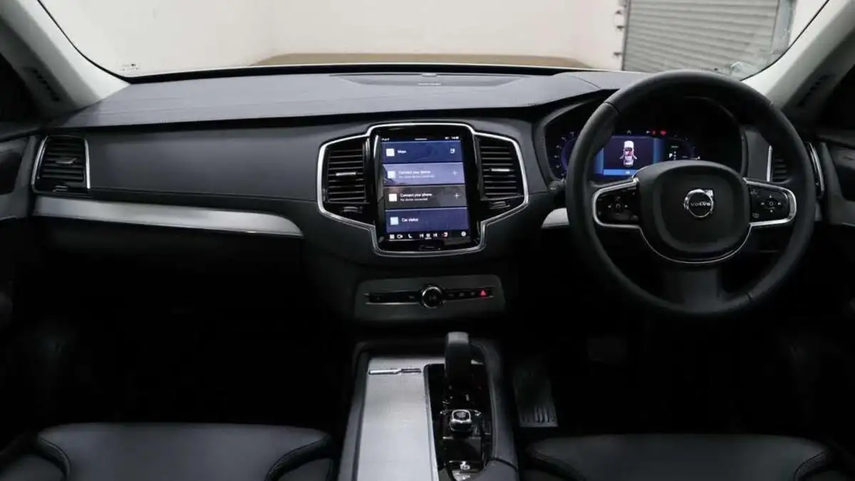2023-volvo-xc90-20-t8-plus-big-10